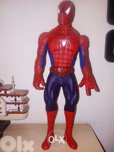 Spiderman figurine 33 cm