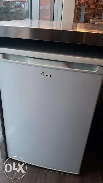 display fridge , fridge , stanless steel coun