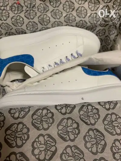 Alexander Mcqueen BNIB 76-969O37 Clearance