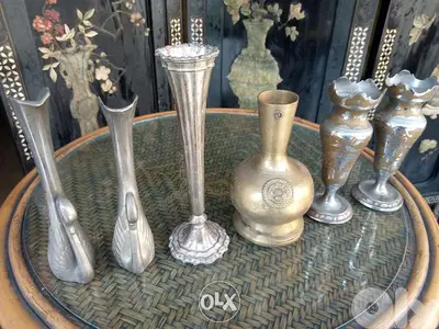 تشكيلة مزهريات نحاس زغيرة