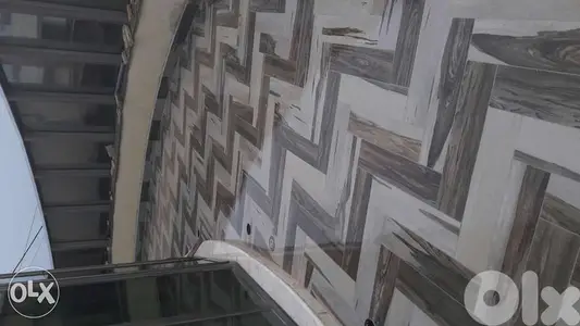 معلم بلاط