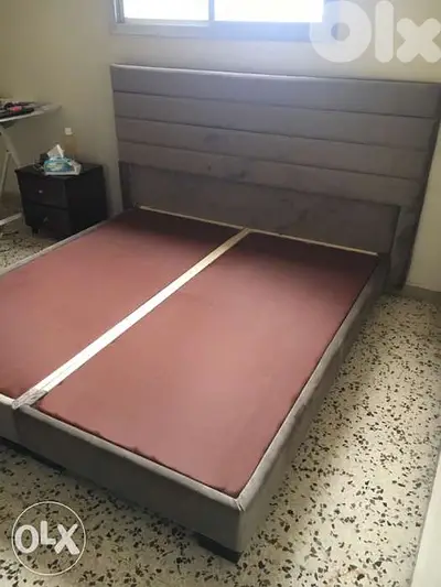 تخت مجوز منجد مميز متوفر بجيمع الالوان