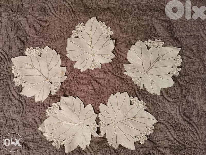 Handmade table decor 0