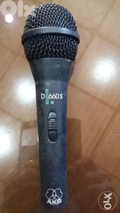 AKG -D660s
