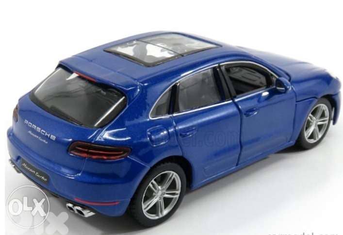 Porsche Macan diecast car model 1:24. 5