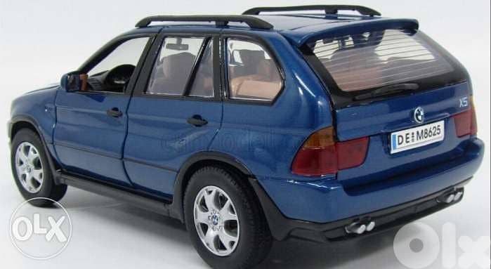 BMW X5 diecast car model 1:18. 1