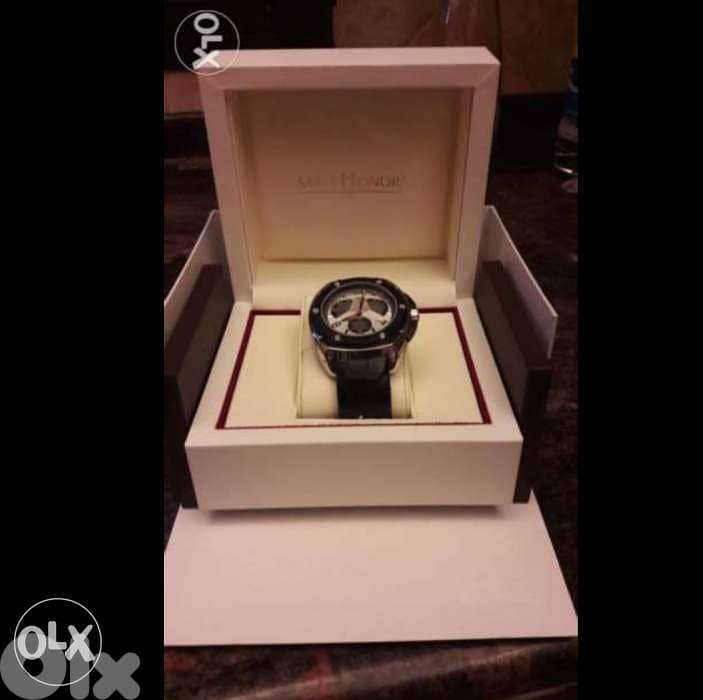 Saint Honore Watch 4