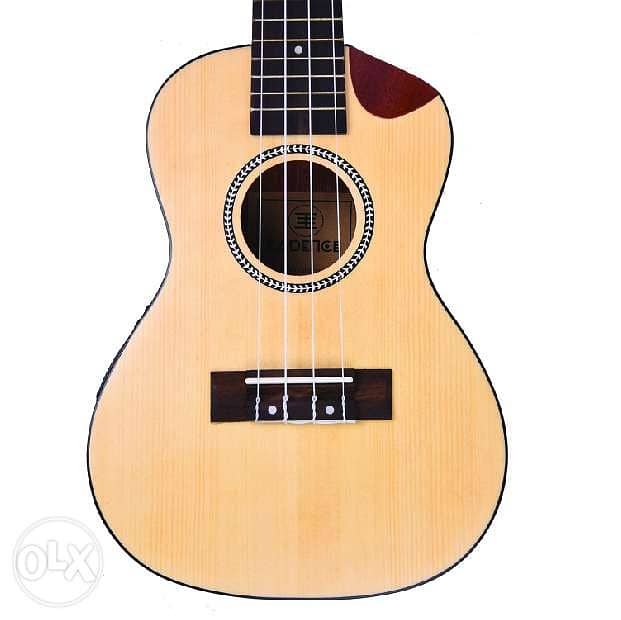 Brand New 23" Kadence Ukulele + Bag 0