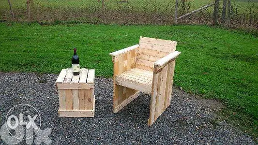 Pallets Handmade chair with table small كرسي وطاولة خشب