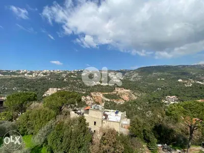 1060 Sqm |whole building for sale in Baabdat / Dlayibeh |Mountain view