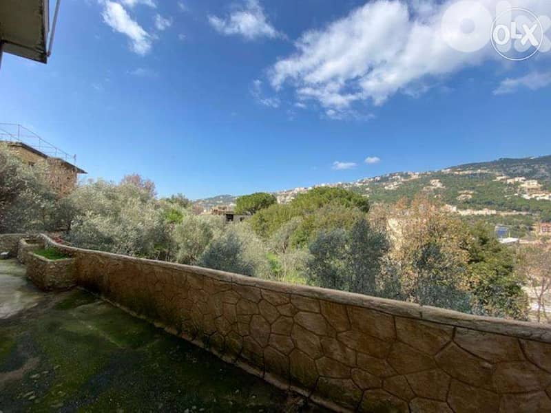1060 Sqm |whole building for sale in Baabdat / Dlayibeh |Mountain view 2