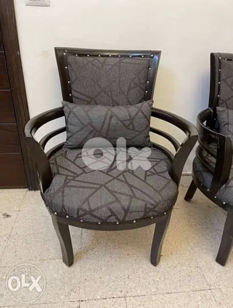 Chair 0