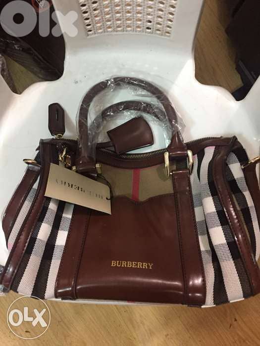 sac burberry handbag 0