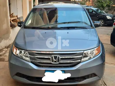 HONDA ODYSSEY 2011 E-XL LOW MILAGE
