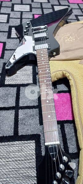 like new with soft case 1