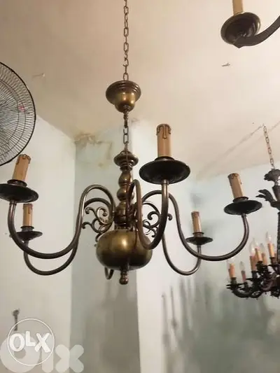 ترية صنع اوروبي اصلي قديمرمميزة ناعمة جدا يوجد منها اثنان حسب الرغبة