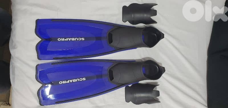 ScubaPro Swimming/Diving Equipment (Suit,Fins,Goggles,LifeJacket,Shoes 3