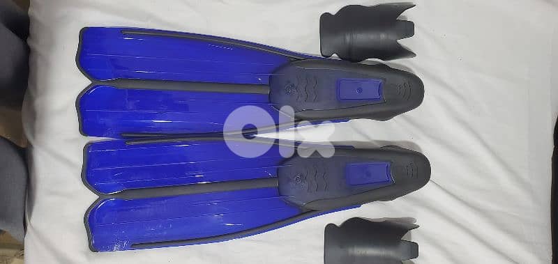 ScubaPro Swimming/Diving Equipment (Suit,Fins,Goggles,LifeJacket,Shoes 4