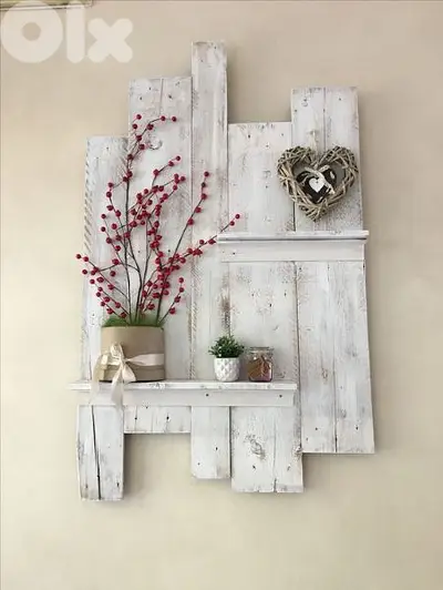 wall stand reclaimed rustic style. ستاند خشب شكل قديم لون ابيض wall stand reclaimed rustic style. ستاند خشب شكل قديم لون ابيض