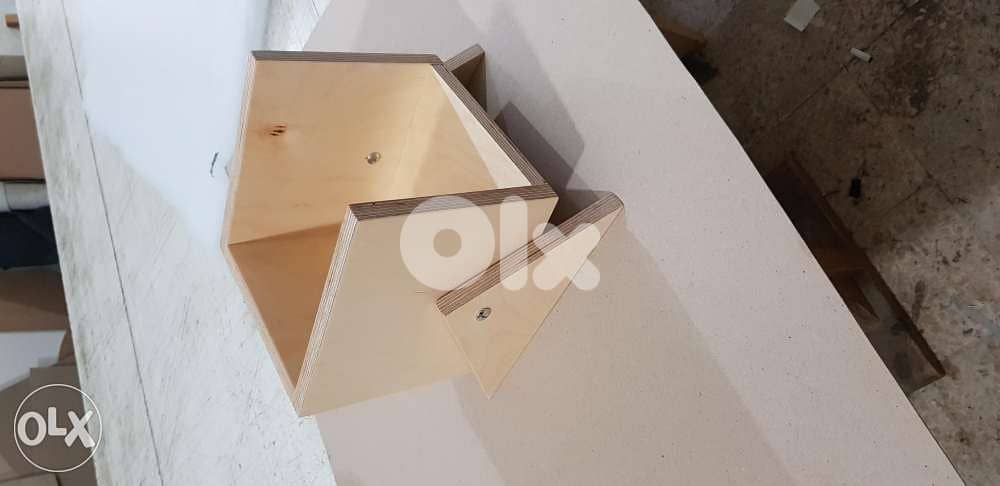 علبة للكتب 1