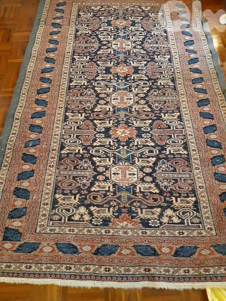 paire of carpet 5