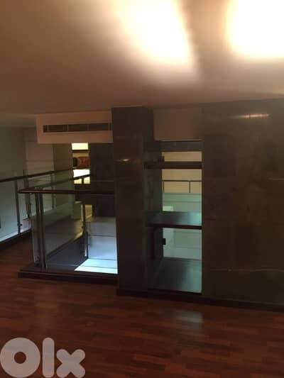 240 Sqm | Deluxe Shop for rent in Beirut / Tabaris محل للايجار تباريس
