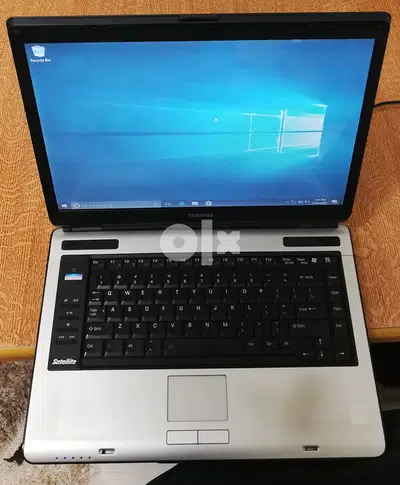 Laptop Toshiba Satellite A135 Windows 10