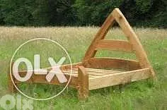 Vintage viking thik massive wood bed تخت خشب سميك خشب شكل قروي