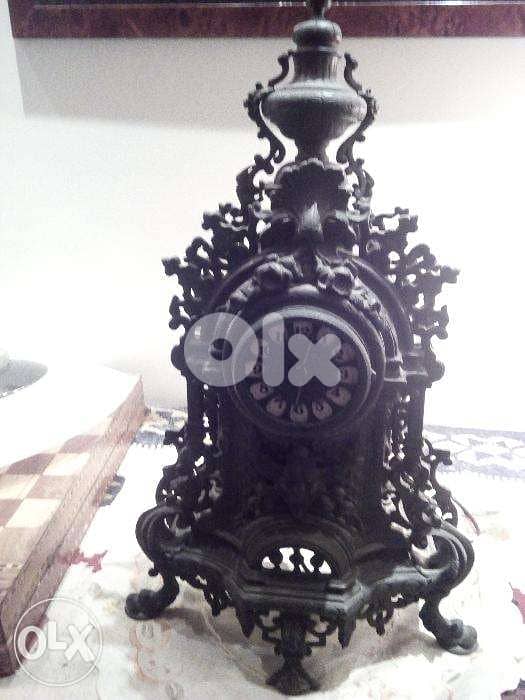 Mantel clock 1