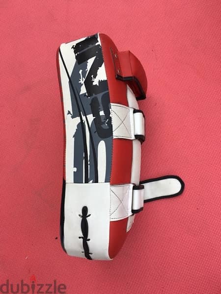 boxing  pads twins very good quality new 2