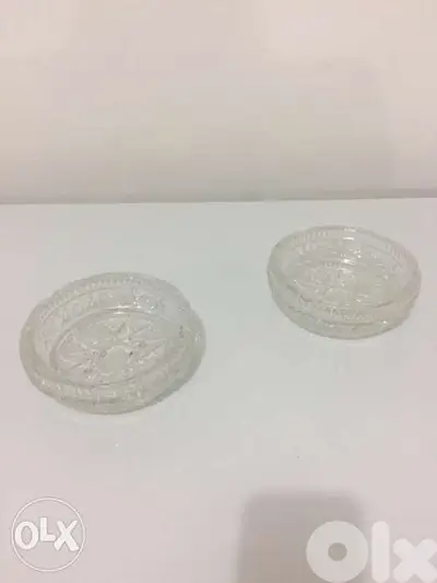 Antique pair of cristal ashtrays
