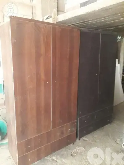 خزانة درفتين مقطعة
