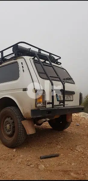 lada niva model 2000
