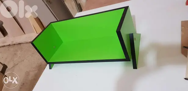 علبة للكتب عريضة