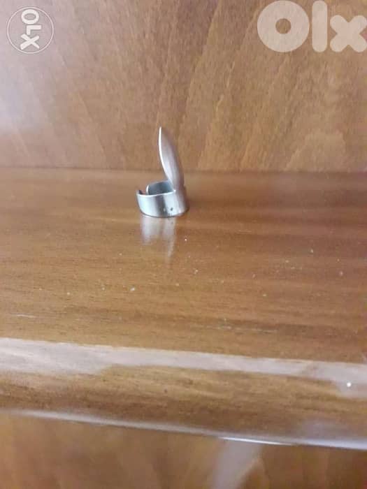 Pick for finger - 2 - 0