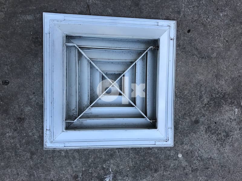 Ceiling Diffuser 1