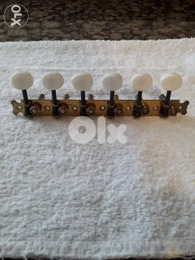 Pegs for Guitar/Aoud