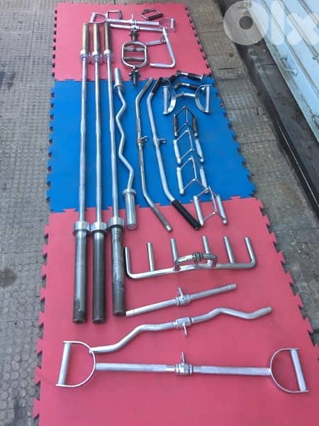 we have all kind of axes and grips 1