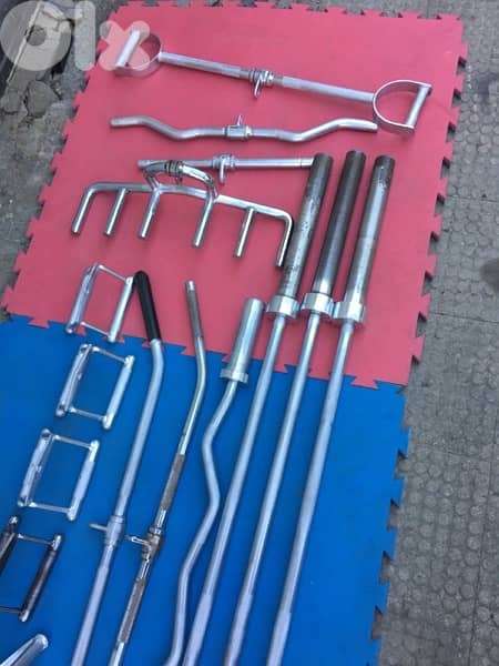we have all kind of axes and grips 3