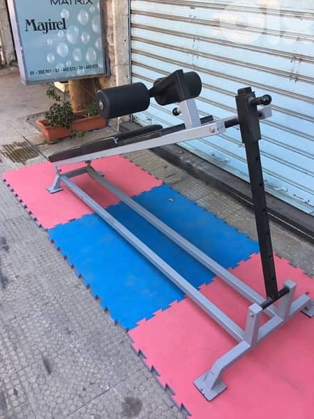 bench abs for gym use like new 70/443573 whatsapp RODGE 3