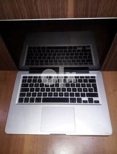 mac book pro  core i5  ram 8 gb hard 500 gb