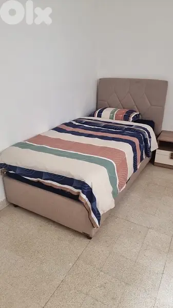 تخت مفرد منجد