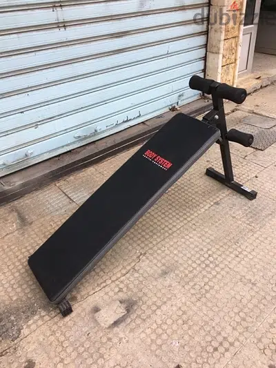 bench abs like new we have also all sports equipment 70/443573 RODGE