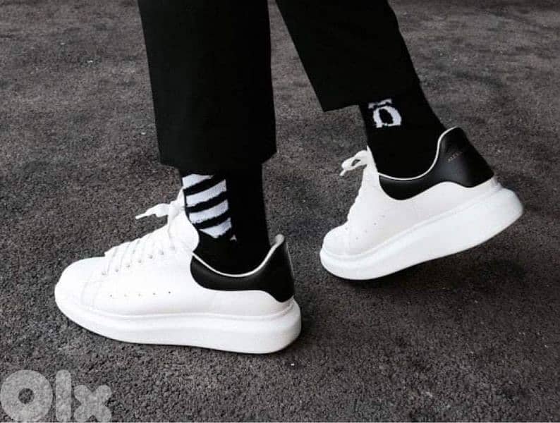 Alexander McQueen high quality shoes 0