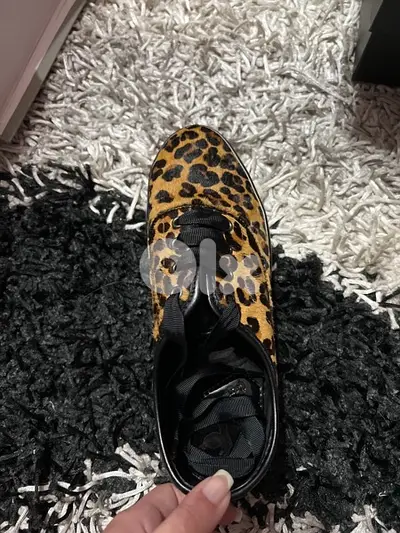 Kikers Nb 37