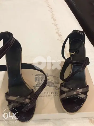 sandales burberry sandales burberry