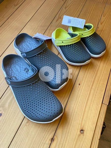 50% OFF Crocs kids sizes available 76-969O37 1