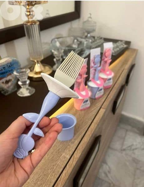 فرشاة لدهن الحلويات والصواني مع قاعدة 0