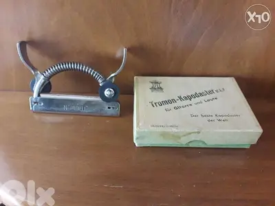 Capo in metal for Guitar