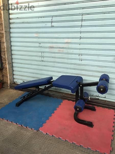 leg extension leg curl and bench all level in the same time like new 5